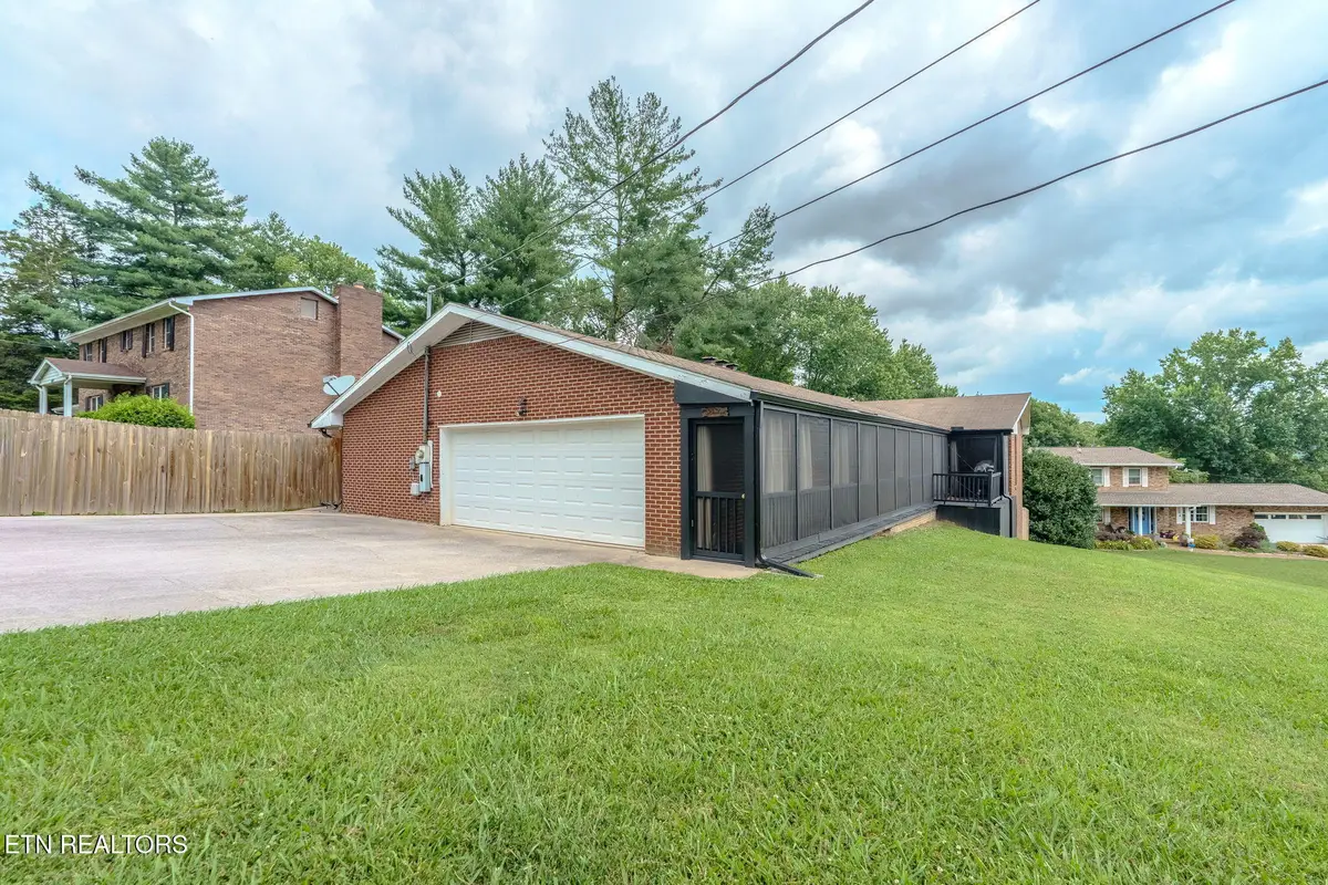 1414 Rosalyn Drive, Knoxville, TN 37914 - #1