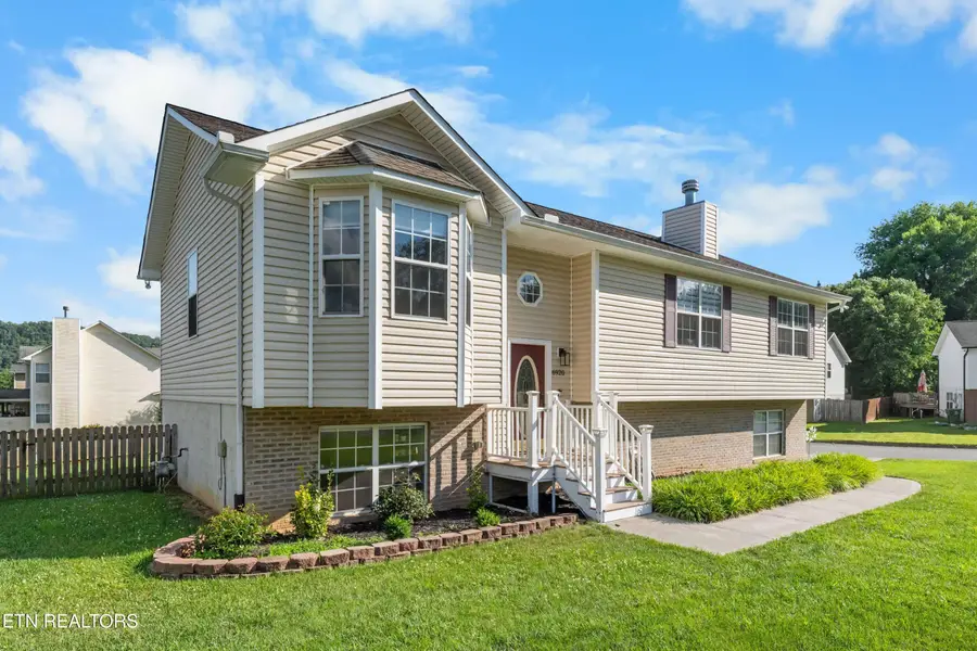 6920 Rambling Brooks Lane, Knoxville, TN 37918 - #2