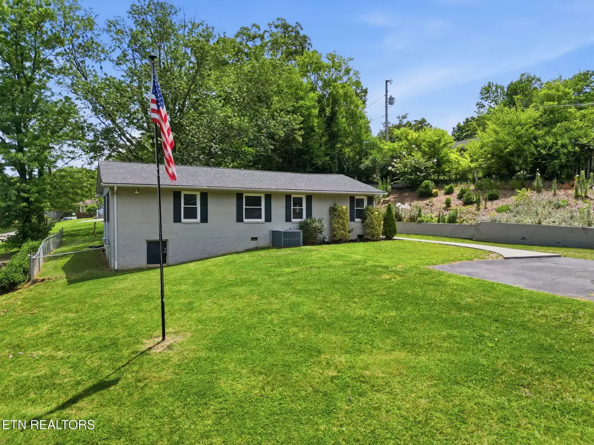 604 Weldon Drive, Maryville, TN 37801 - #1