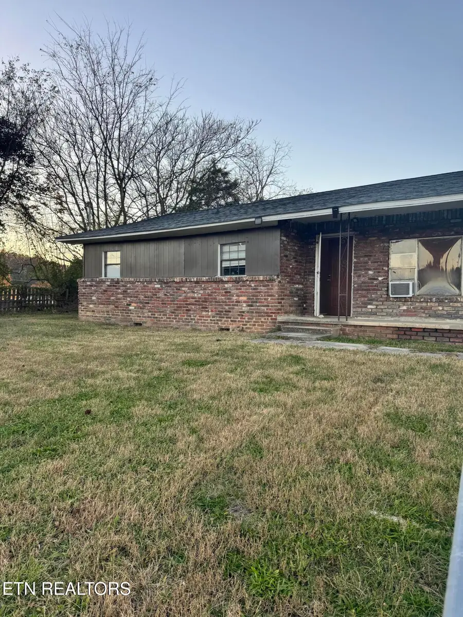 111 Dante Rd, Knoxville, TN 37918 - #2