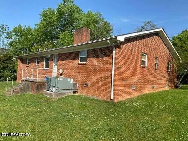 2676 Sevierville Rd, Maryville, TN 37804 - #3