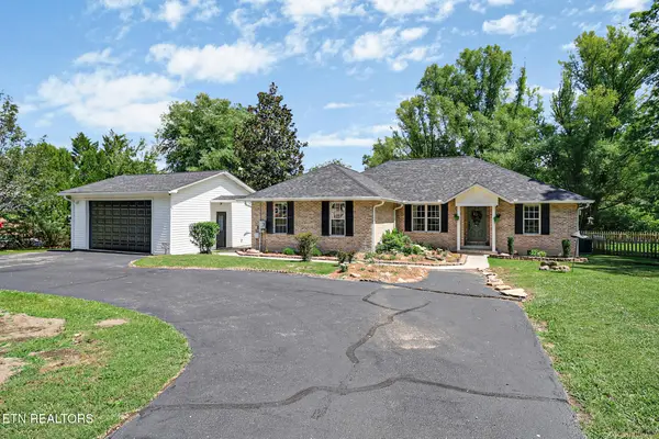 4028 Lone Wolf Circle, Crossville, TN 38572