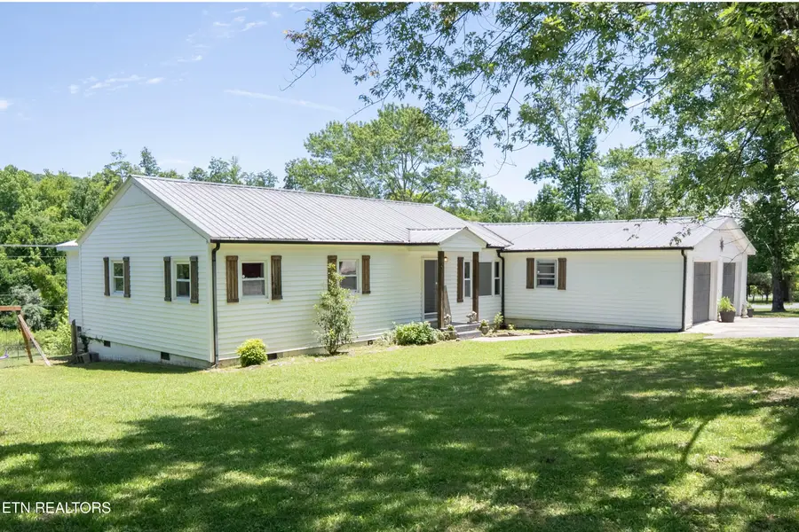 158 Cherry Bottom Rd, Caryville, TN 37714 - #2