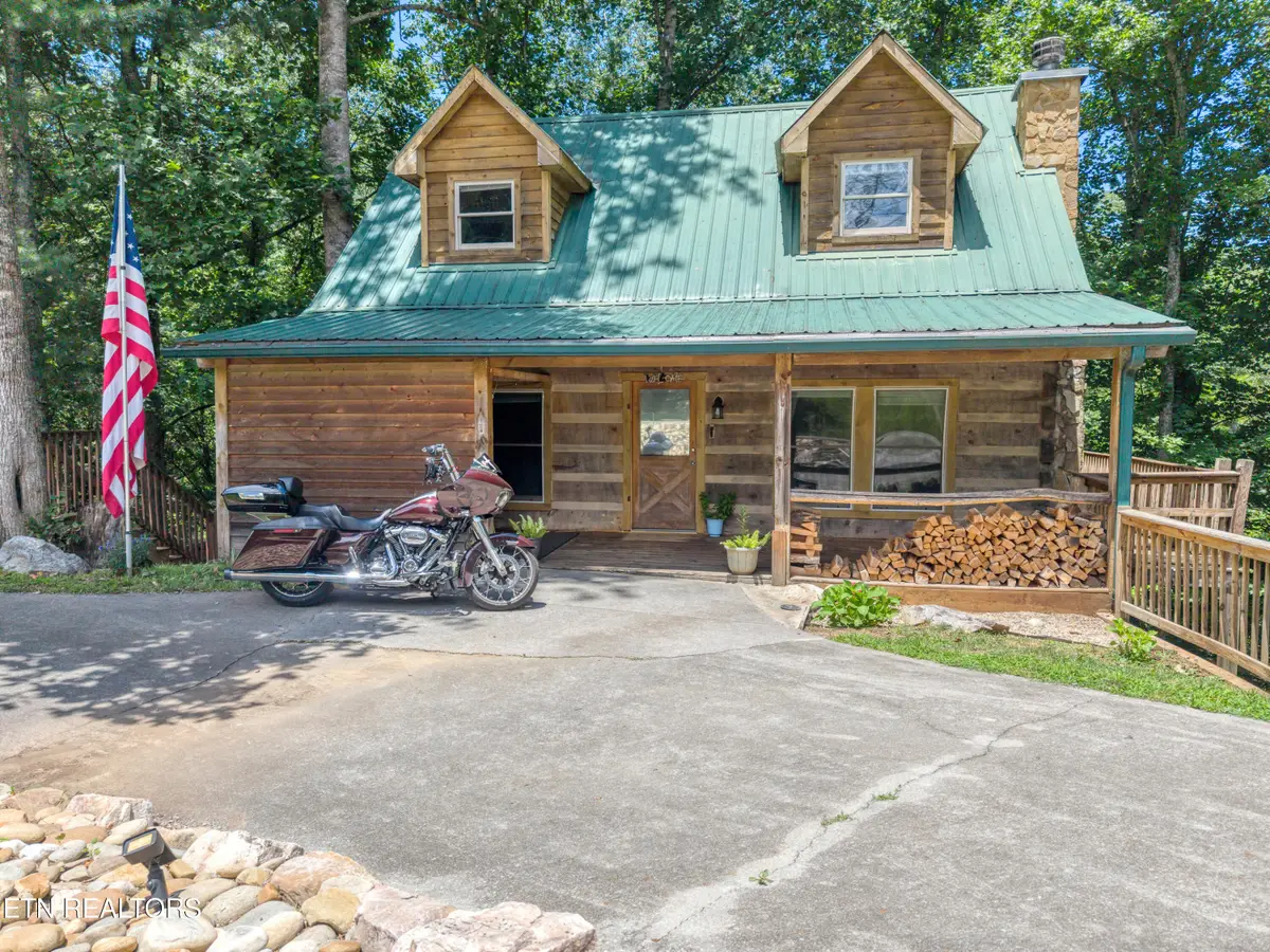 124 E Leatherwood Drive, Walland, TN 37886 - #1