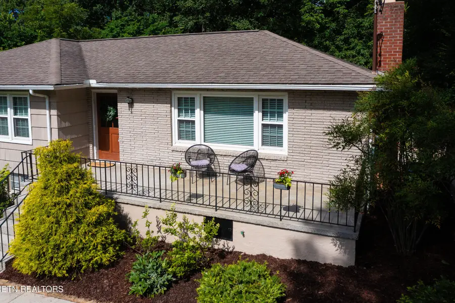 5519 Parkdale Rd, Knoxville, TN 37912 - #3