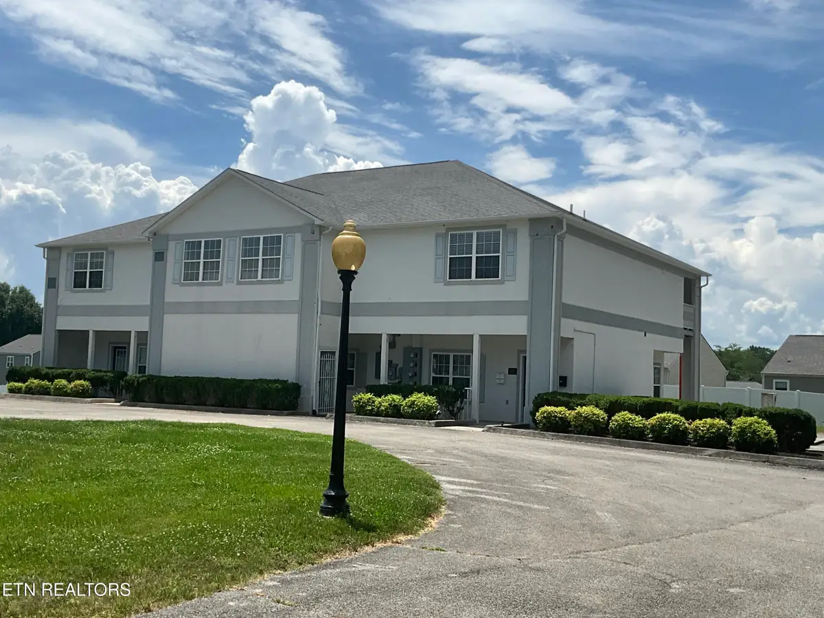 100 Village Way #E, Kingston, TN 37763 - #1