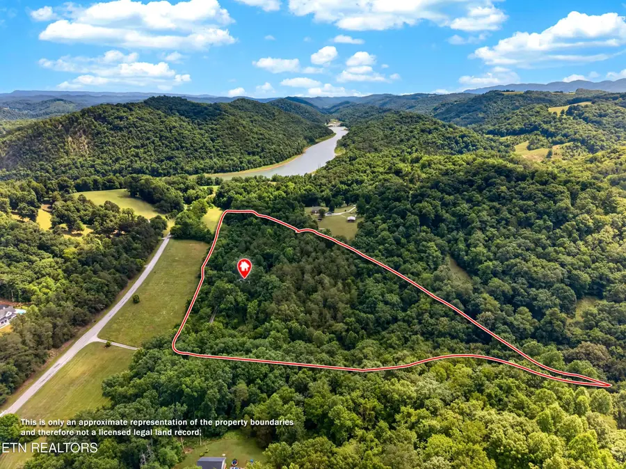 2087 Bullen Valley Rd, Thorn Hill, TN 37881 - #2