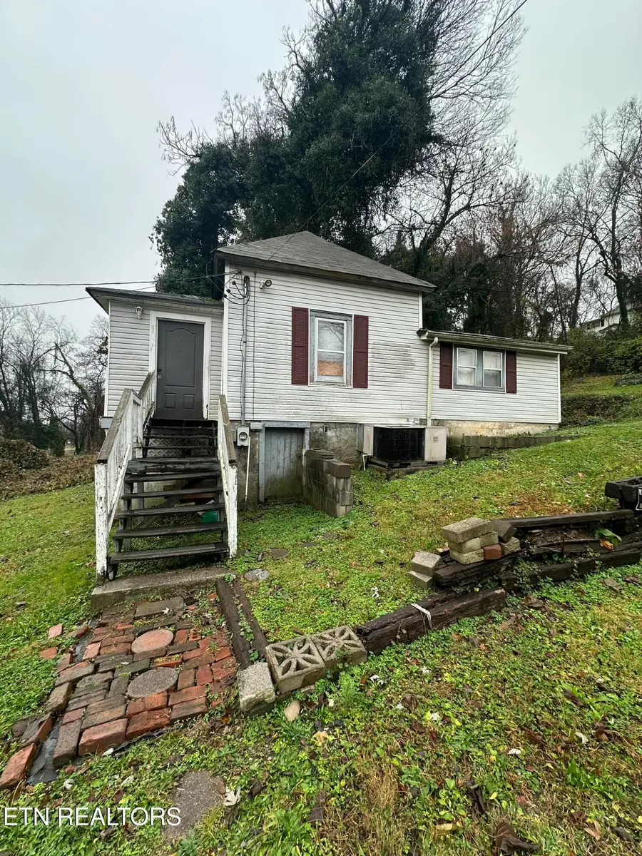 126 Richmond Ave, Knoxville, TN 37921 - #2