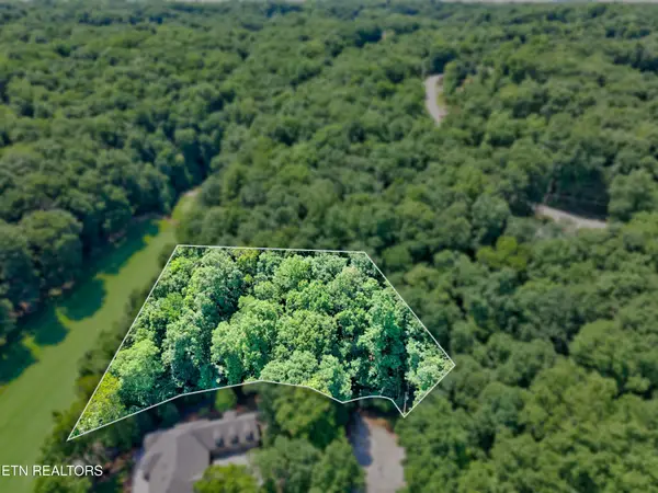 32 Claremont Circle, Crossville, TN 38558