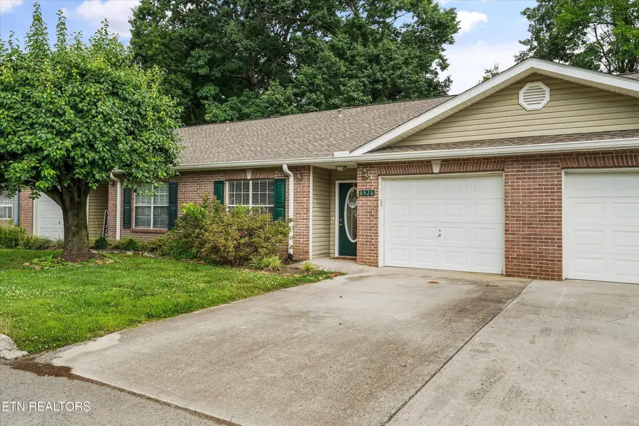 6526 Bakersfield Way, Knoxville, TN 37918 - #2