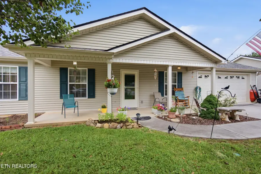 5115 Cedar Knoll Drive, Corryton, TN 37721 - #2