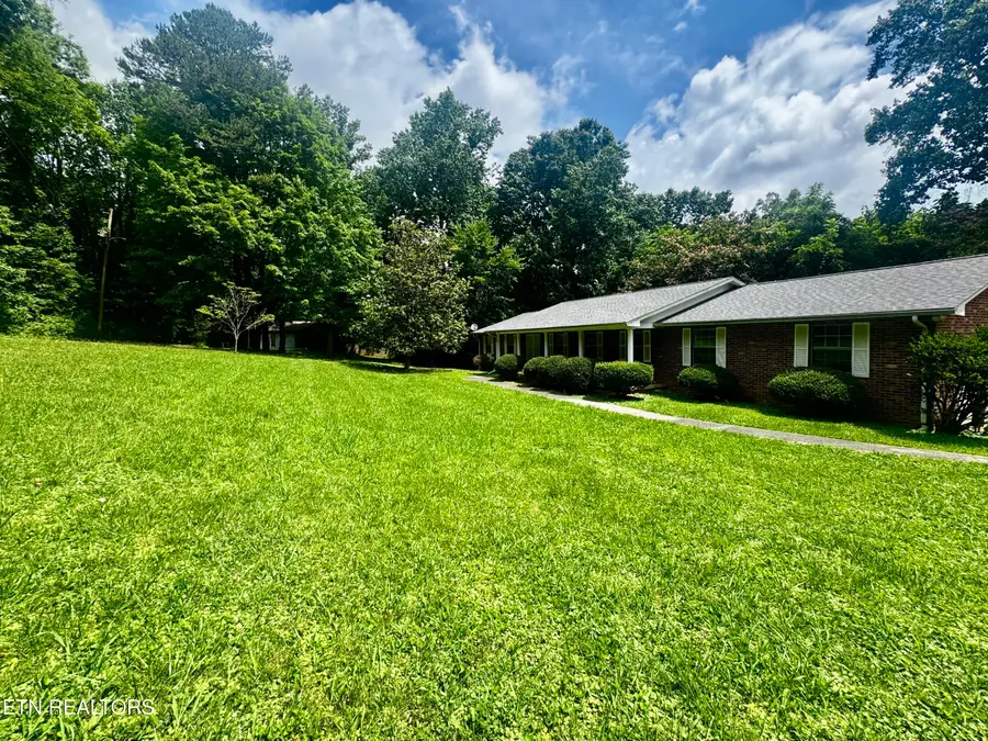 3610 Sprucewood Rd, Knoxville, TN 37921 - #3