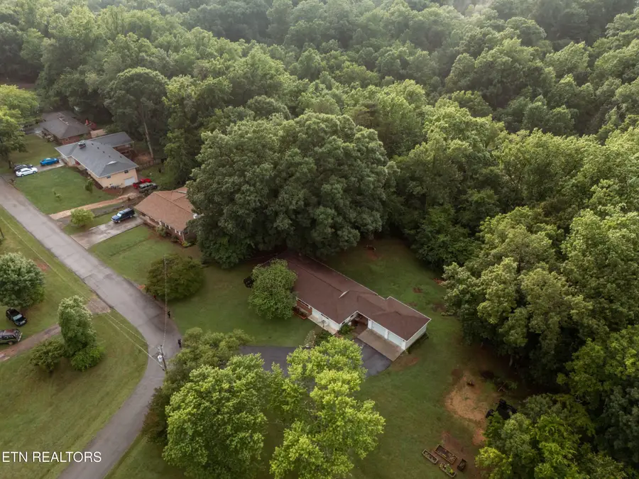 2201 Sentell Circle, Maryville, TN 37803 - #3
