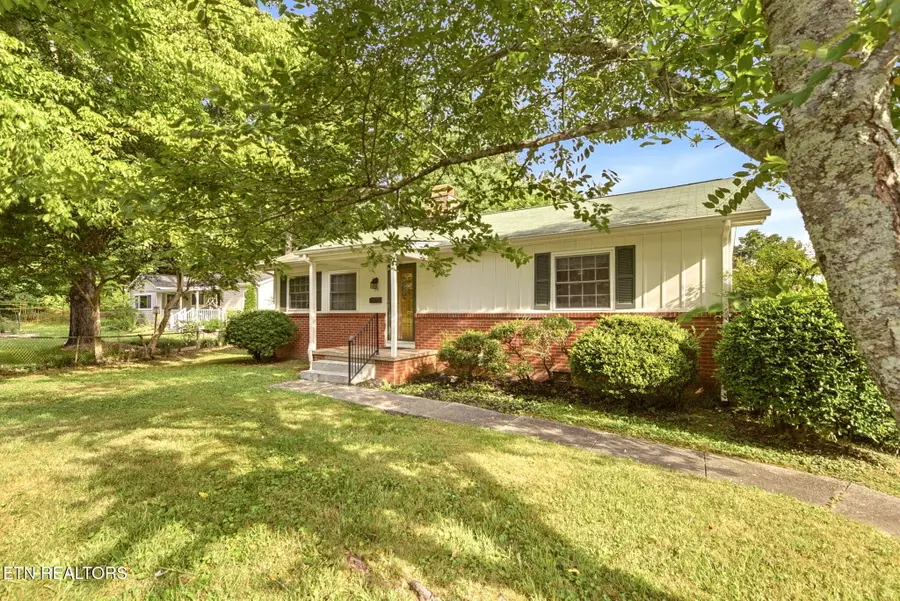 50 Outer Drive, Oak Ridge, TN 37830 - #3