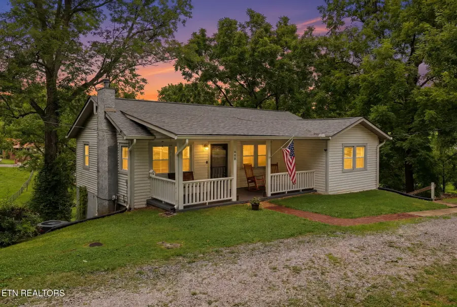 908 E Main St, Jefferson City, TN 37760 - #2