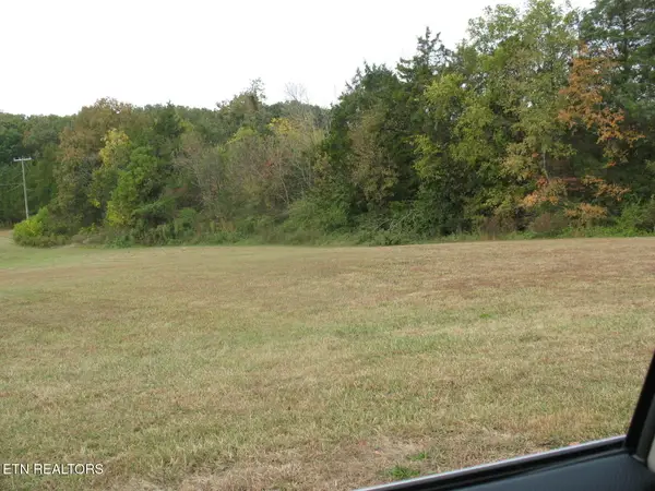 7615&7618 Twin Oak Lane, Corryton, TN 37721
