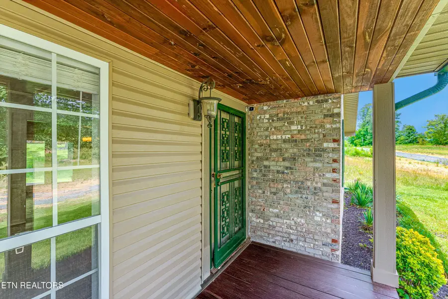 409 Pine St, Maynardville, TN 37807 - #3