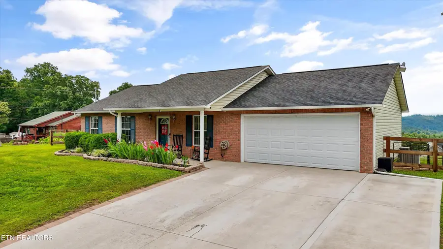 297 Booker Rd, Maynardville, TN 37807 - #2