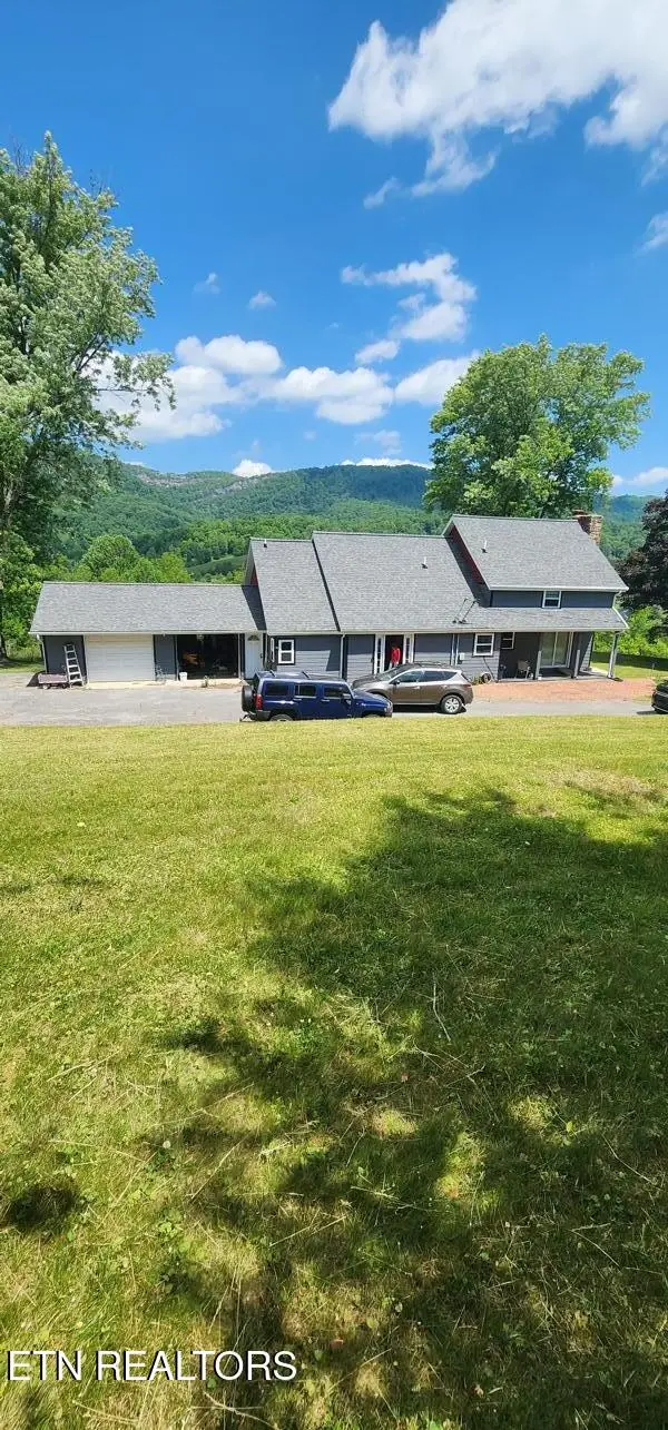 290 Snyder Ridge Rd, Rose Hill, VA 24281 - #2