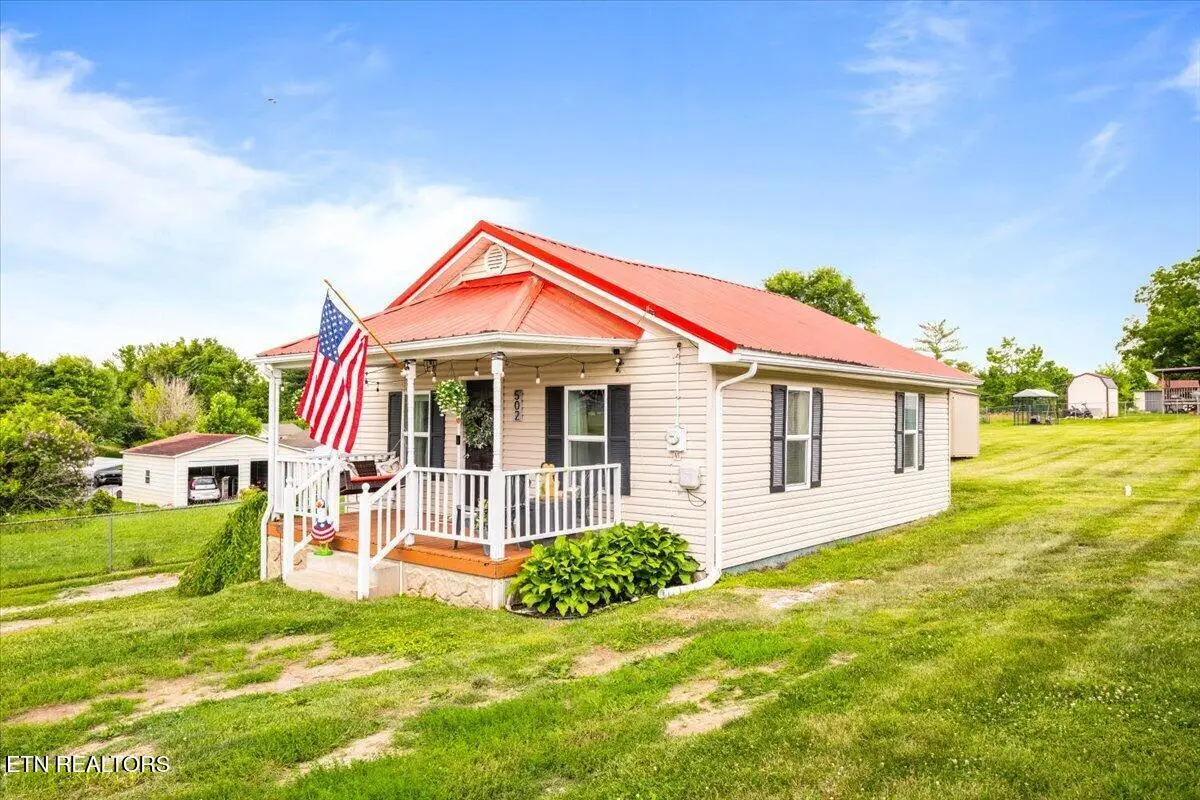 502 S 12th St, Lafollette, TN 37766 - #1