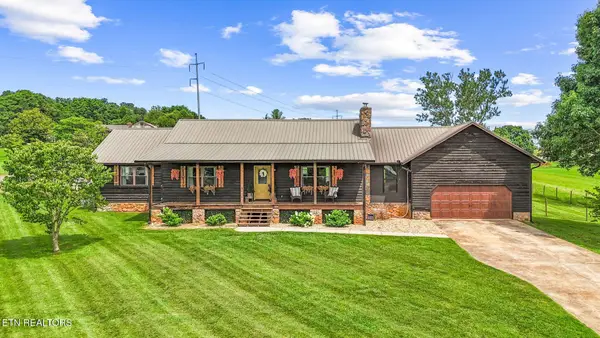 918 Meadow Rd, Greenback, TN 37742