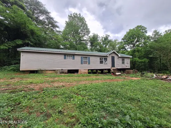 160 Mountain Rd, Tellico Plains, TN 37385