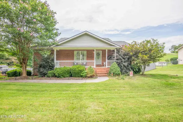 4215 Wildwood Rd, Maryville, TN 37804