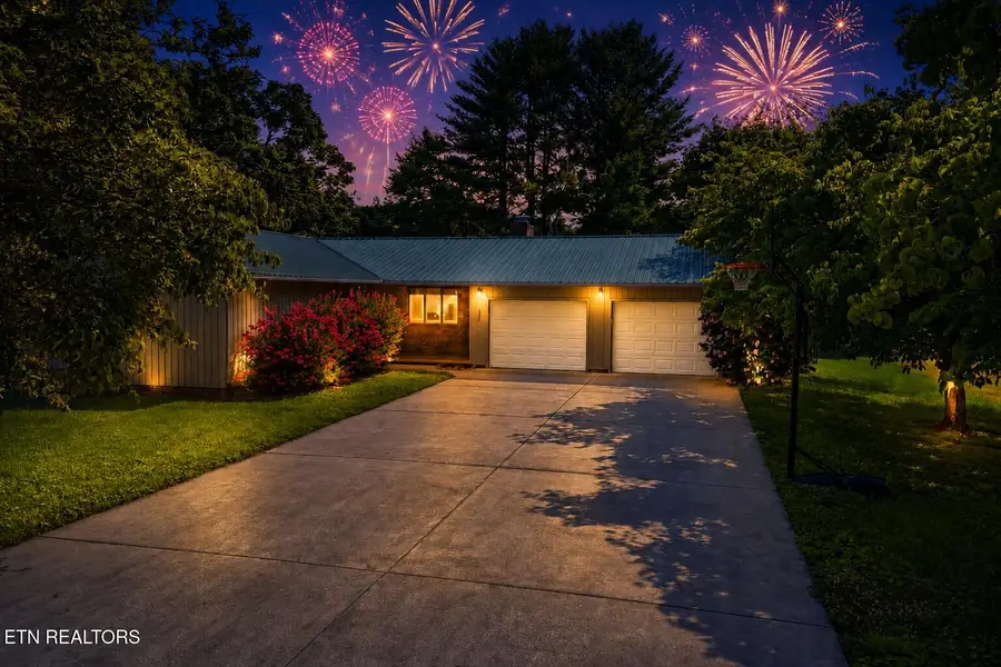 327 Sandy Lane, Townsend, TN 37882 - #2