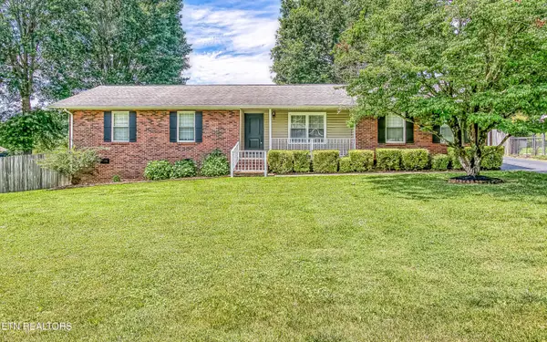 301 Foster Drive, Lenoir City, TN 37772