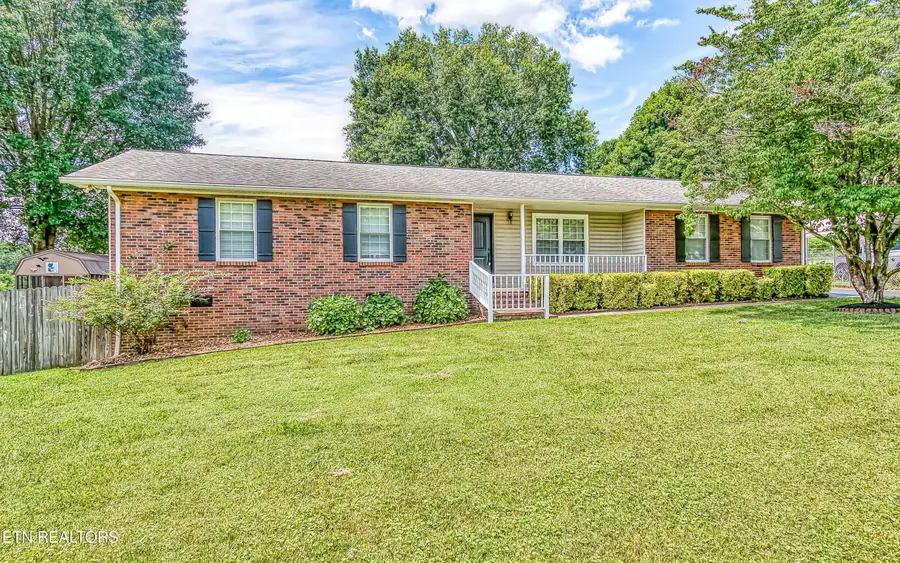 301 Foster Drive, Lenoir City, TN 37772 - #2