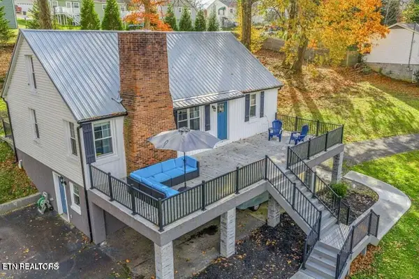 314 W Young High Pike, Knoxville, TN 37920