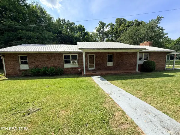 331 White Oak St, Jamestown, TN 38556
