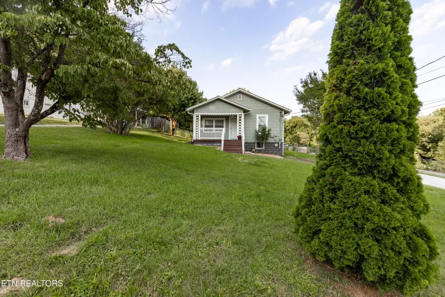 5600 Wassman Rd, Knoxville, TN 37912 - #2