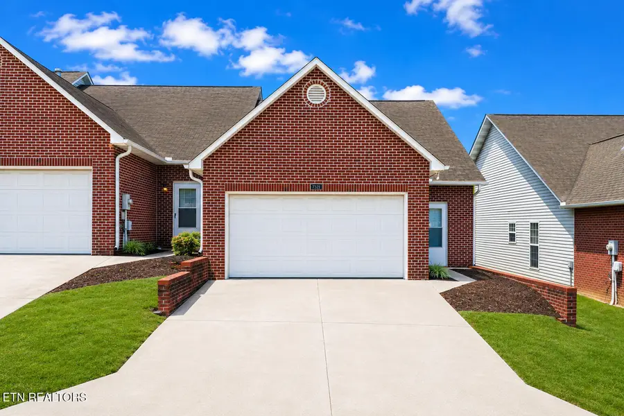 7321 Long Shot Lane, Knoxville, TN 37918 - #2
