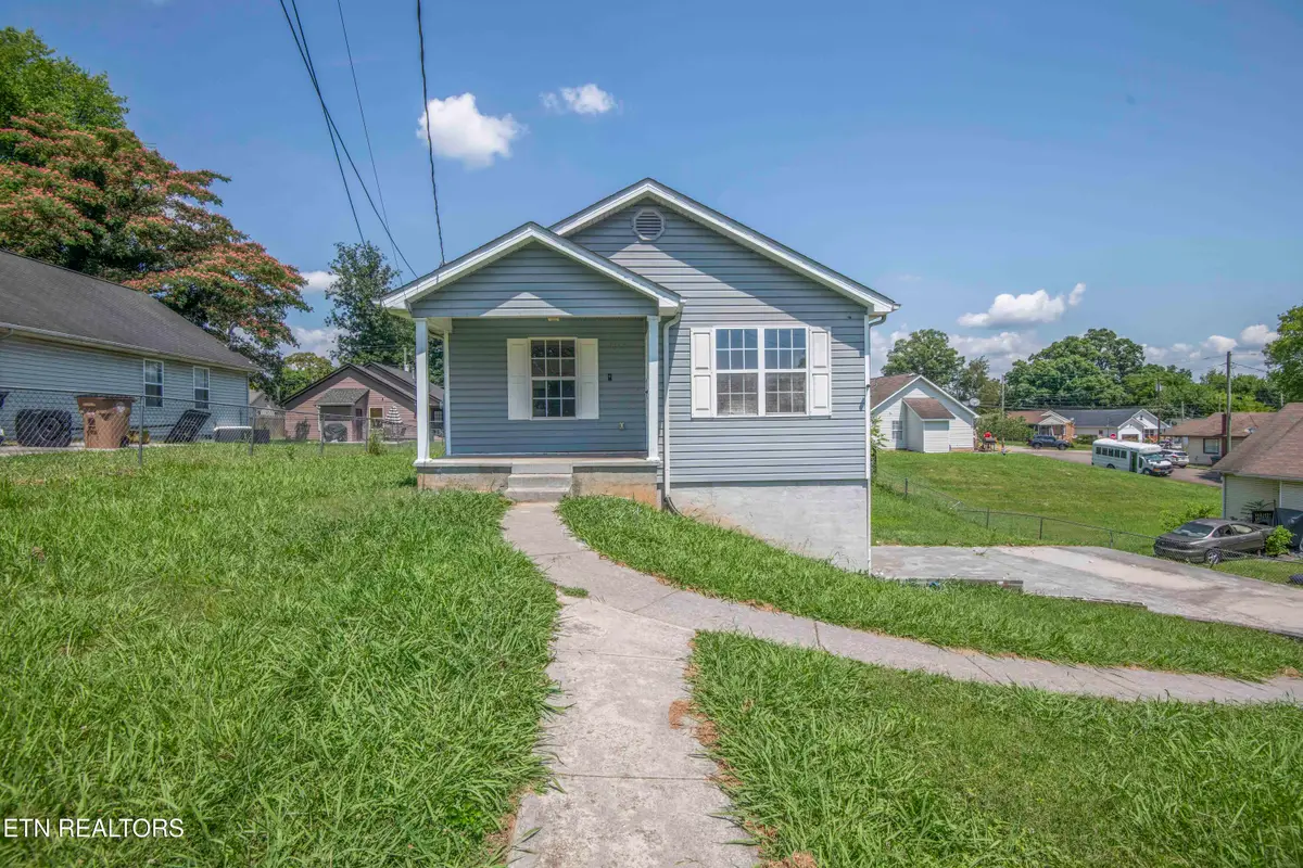 3523 Cherry Hill Ave, Knoxville, TN 37914 - #1