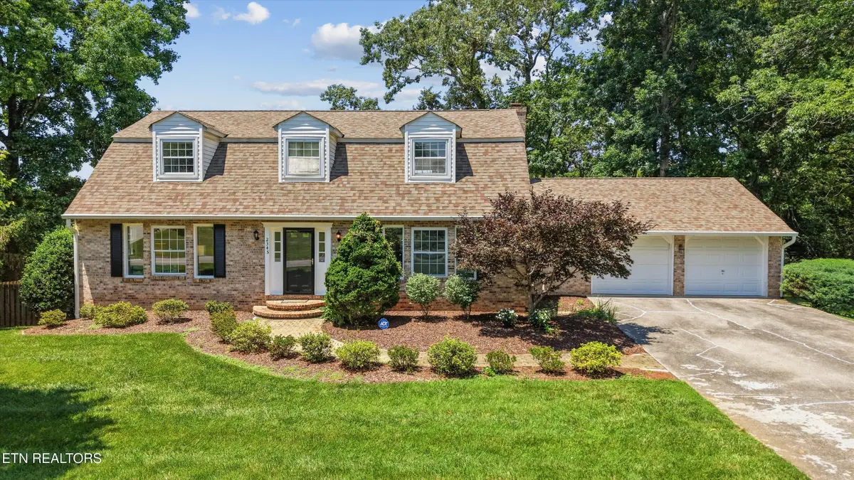 2345 Chesterfield Drive, Maryville, TN 37803 - #1