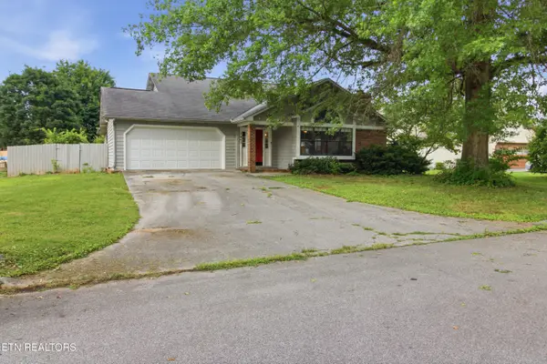 1341 Carowinds Circle, Maryville, TN 37803