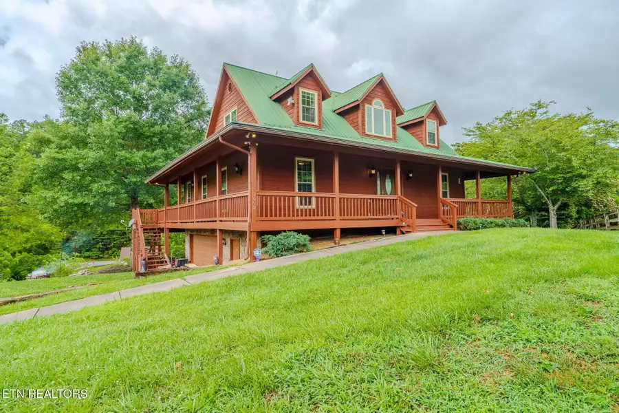1602 Cove Crest Drive, Sevierville, TN 37862 - #2