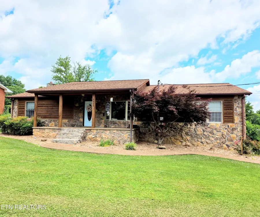 3625 Cunningham Rd, Knoxville, TN 37918 - #2