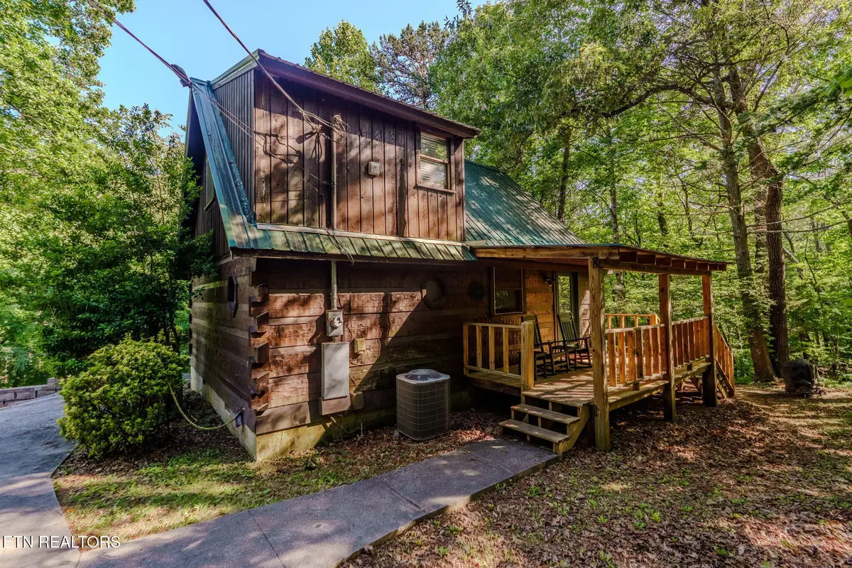 2323 Summer Lane, Sevierville, TN 37876 - #1