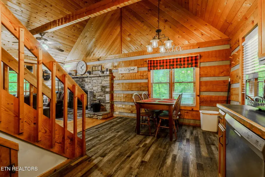 2323 Summer Lane, Sevierville, TN 37876 - #2