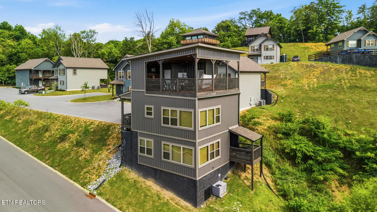 1654 Veterans Blvd #42, Sevierville, TN 37862 - #1
