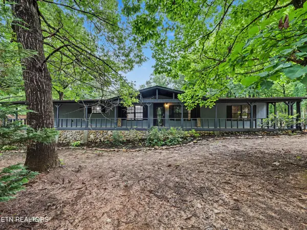 3670 Chilhowee, Maryville, TN 37803