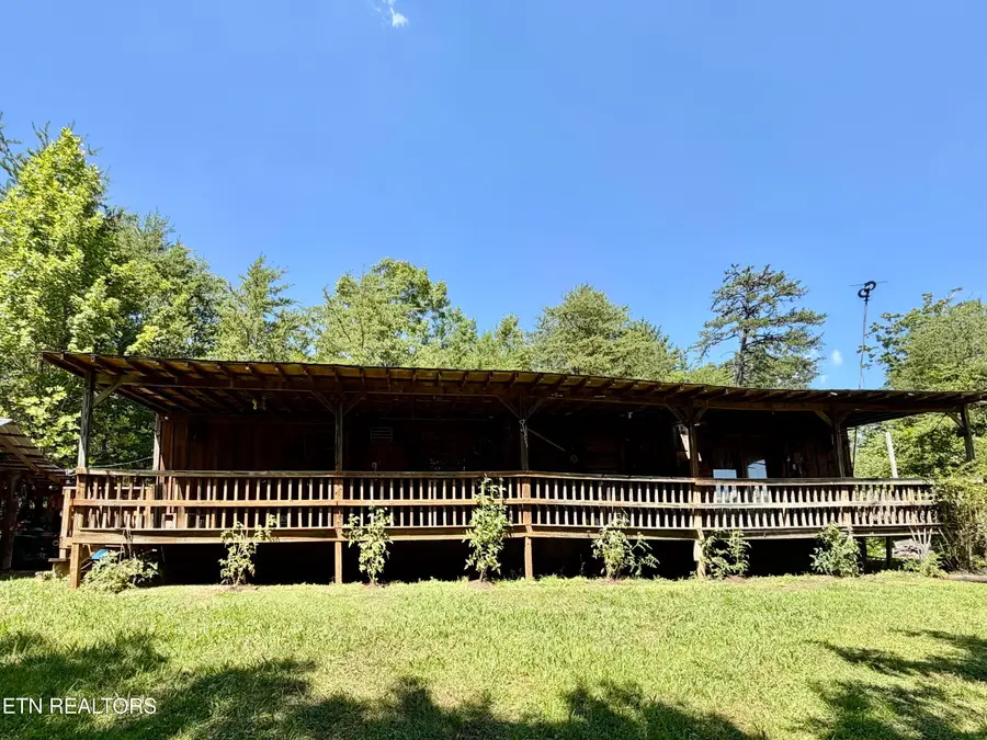 1798 Seagle Hollow Rd, Sevierville, TN 37876 - #2