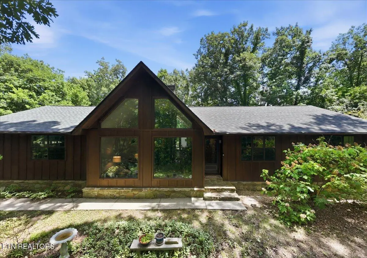 3433 Russellwood Drive, Rockford, TN 37853 - #1