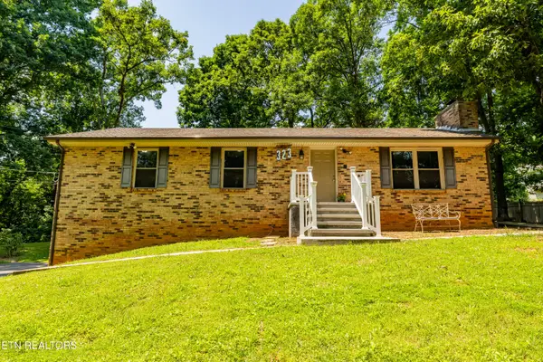 323 Seymour Heights Drive, Seymour, TN 37865