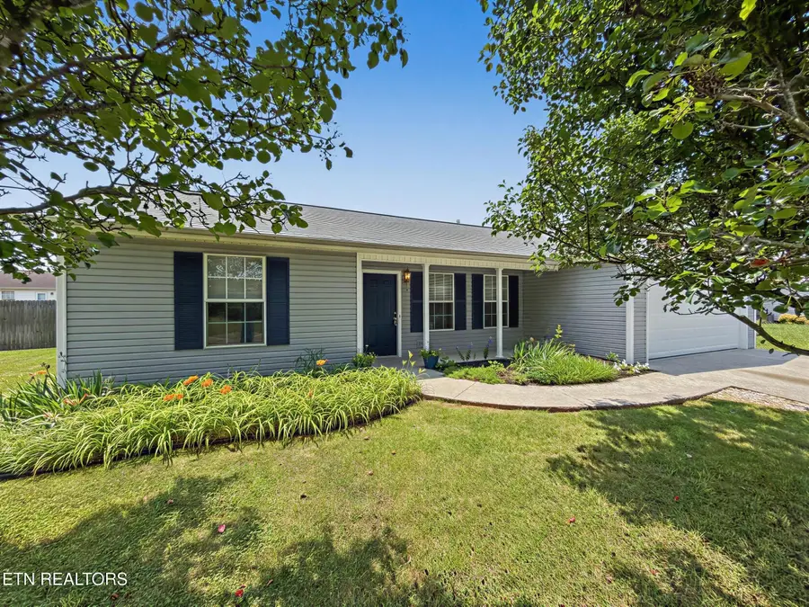 7528 Gary White Rd, Corryton, TN 37721 - #2