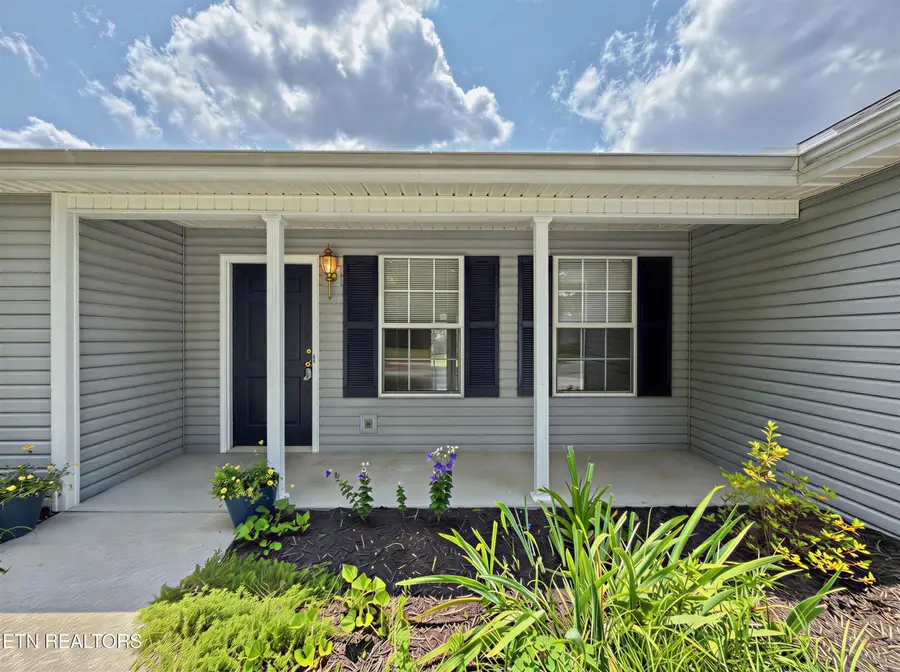 7528 Gary White Rd, Corryton, TN 37721 - #3