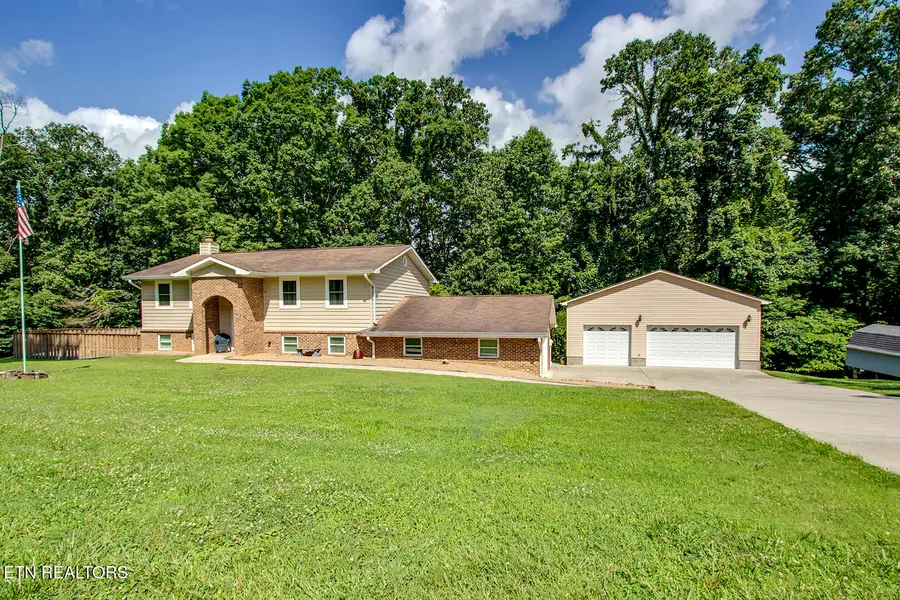 145 Van Stowe Rd, Harriman, TN 37748 - #2
