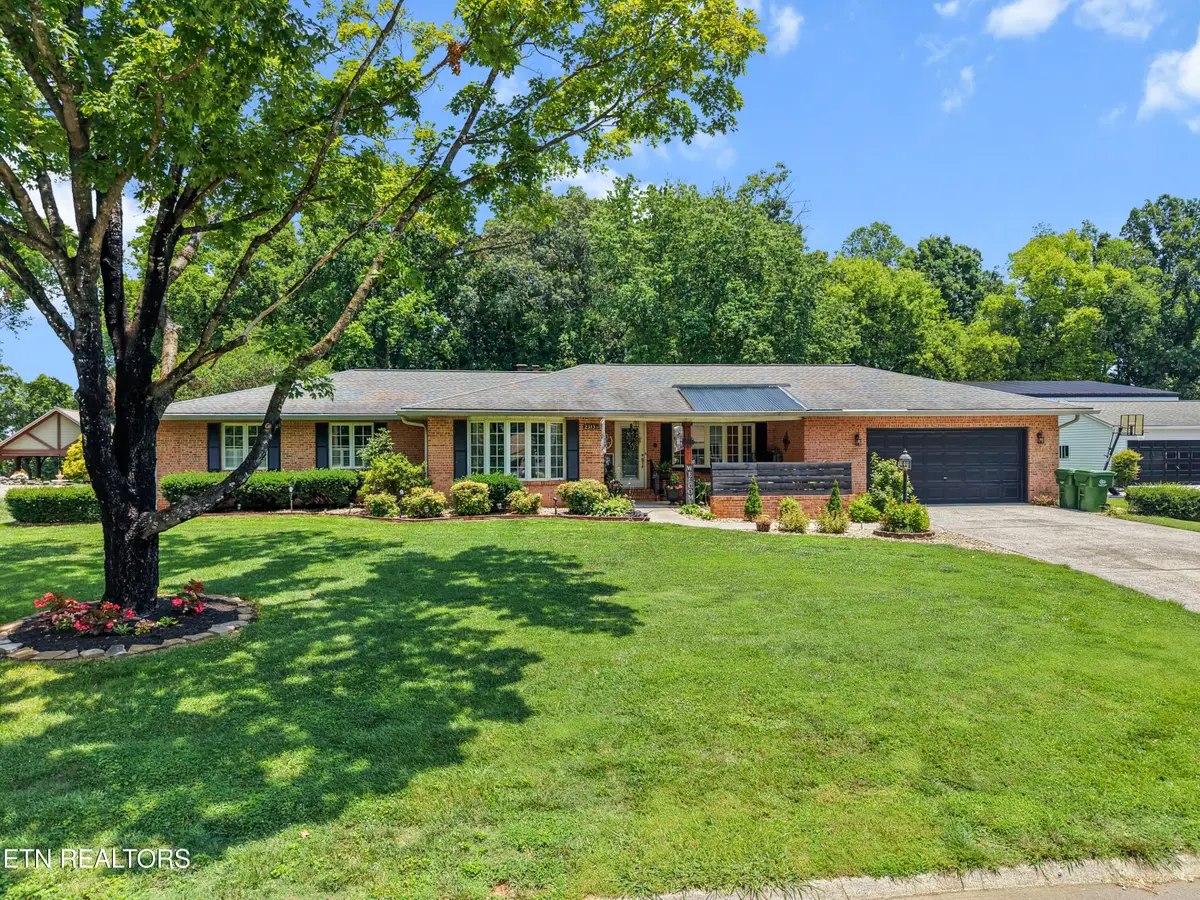 2313 Chesterfield Drive, Maryville, TN 37803 - #1